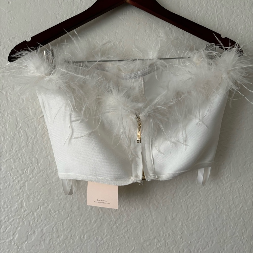 NWT Superdown Ramona White Feather Trim Bustier Crop Top Size Small Bridal - Picture 5 of 6